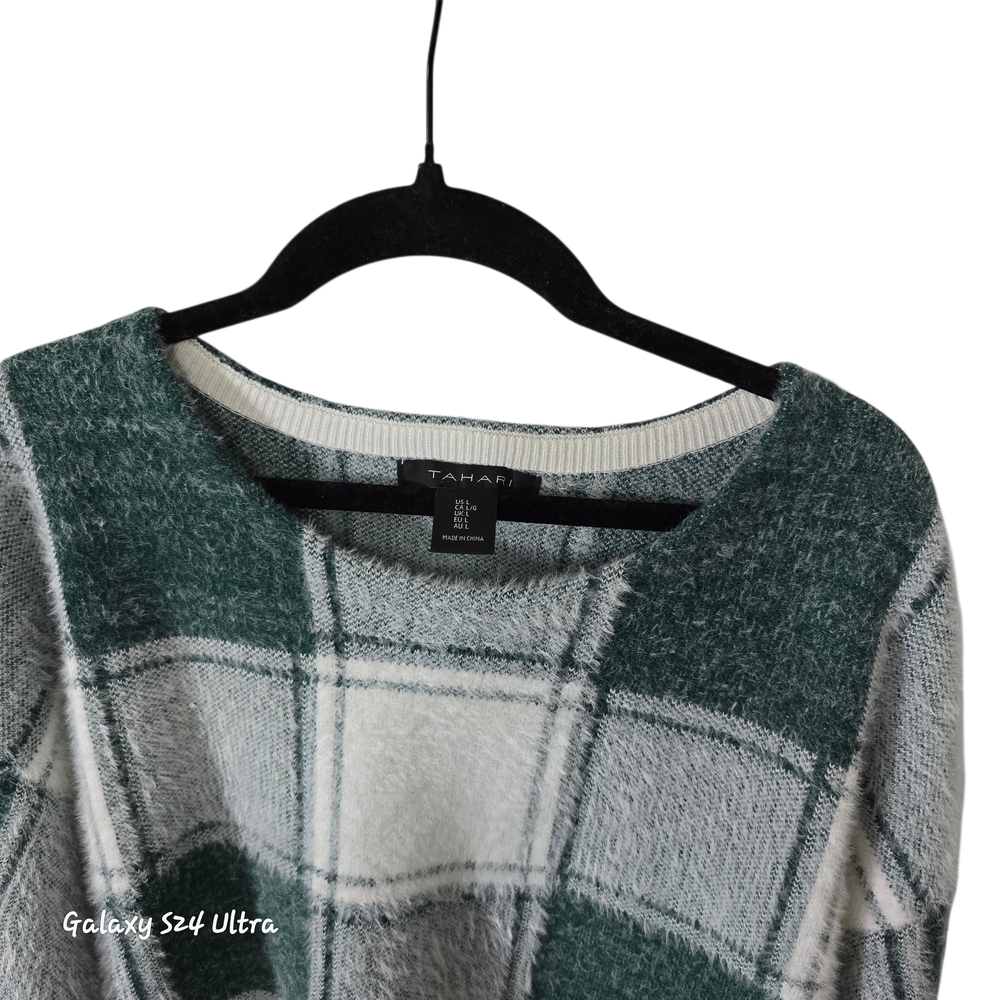 Womens Green And White Cozy Soft Sweater Size Large - Picture 3 of 8
